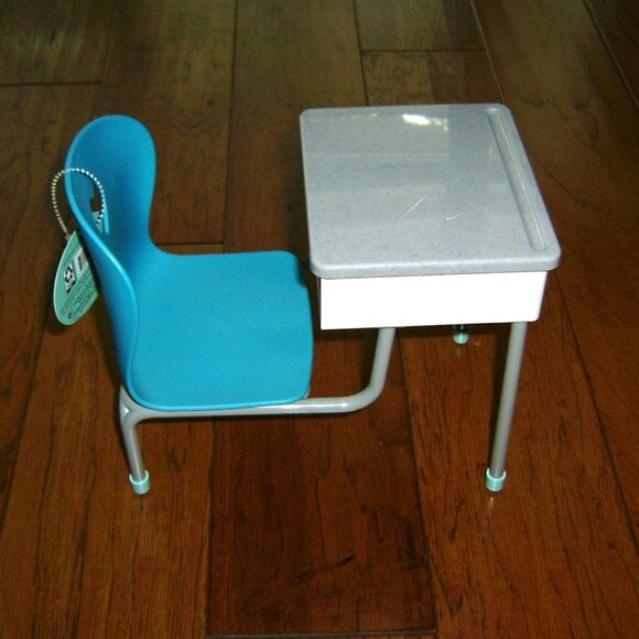 My Life As Student Desk for 18" Dolls, New with Tag - Picture 1 of 4